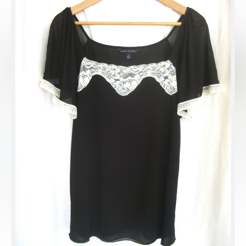 Banana Republic NWT Black Ivory Lace Flowy Tie Waist Top Blouse Large - Picture 2 of 16